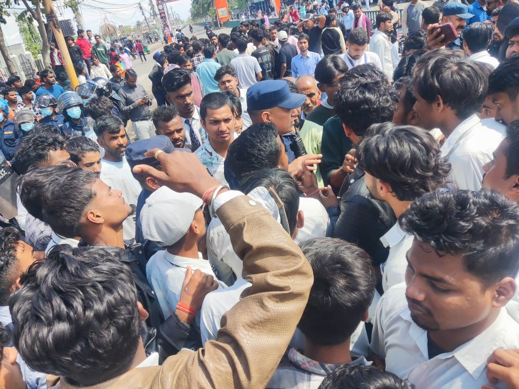 Hari Khetan 12 Student Protest Birgunj 2082 (9)